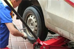 梁园附近拖车24小时服务热线电话